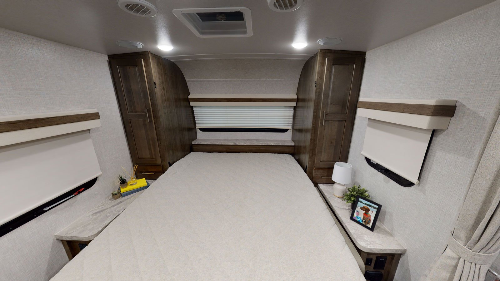 Rockwood Minilite Murphy Bed